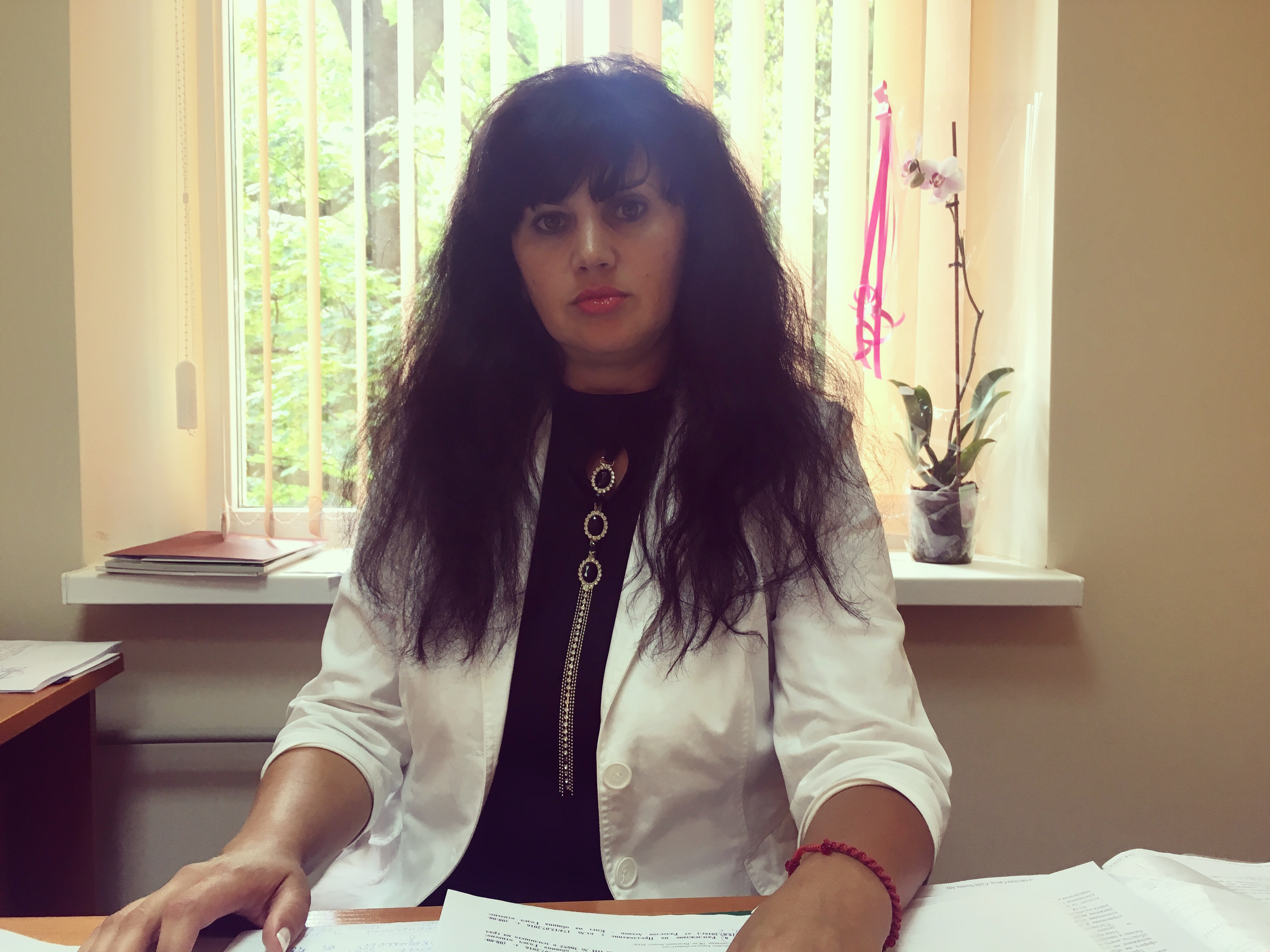 Мария Владимирова отговори на нападките, че местният парламент работи „на тъмно“