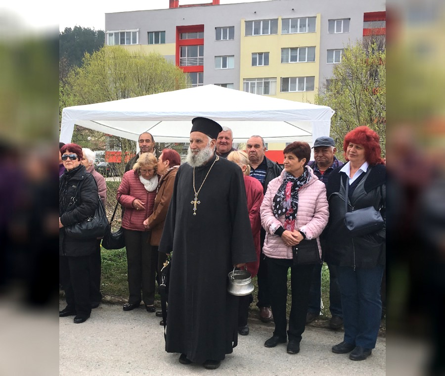 Тръгва ли си отец Тодор? Първи коментар на духовния пастир