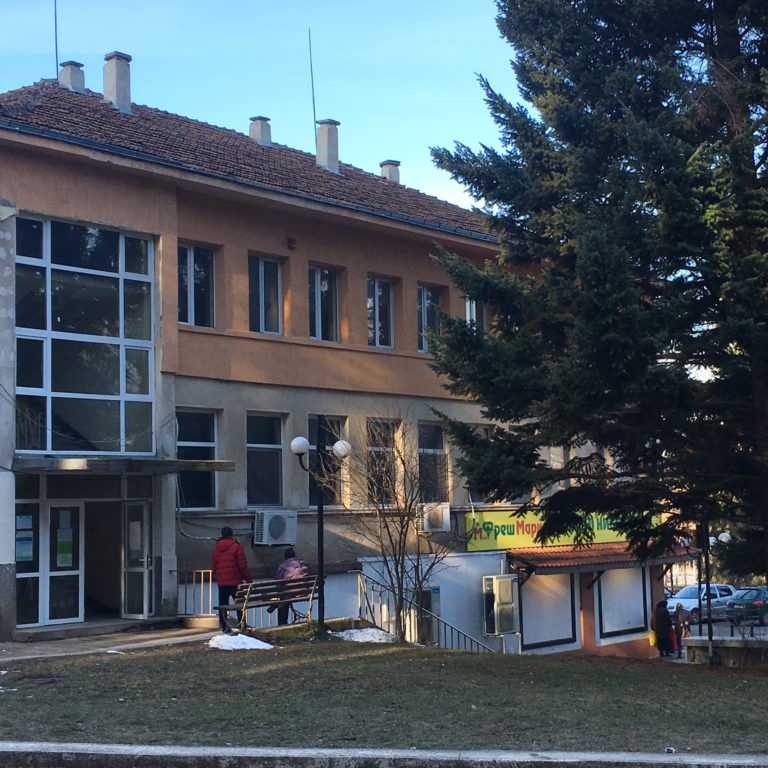 Машинно гласуване ще има в 2 избирателни секции в Годеч, вижте в кои