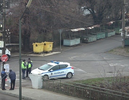 ИЗВЪНРЕДНО! По-строги мерки: Парковете и градините забранени за разходки, възрастните ще пазаруват сутрин