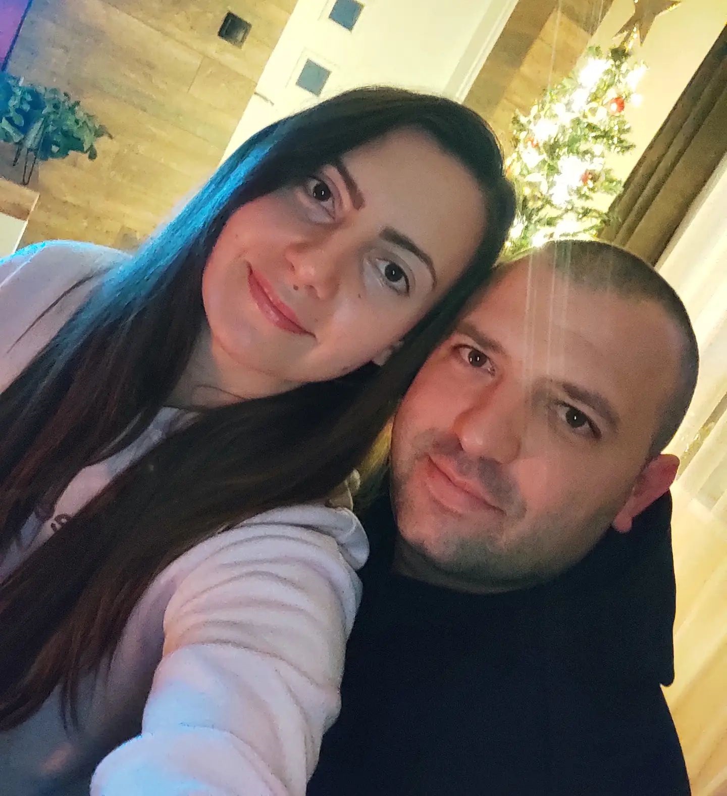 Честито! Цветелина роди син на Борислав