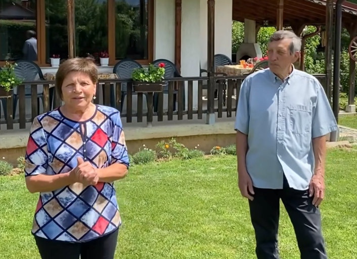 Новозаселилите се Мария и Стоян: В Годеч ни привлече пълният площад с млади хора (ВИДЕО)