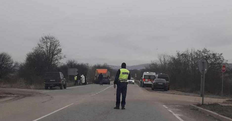 Катастрофа край Градец, движението е в едната лента