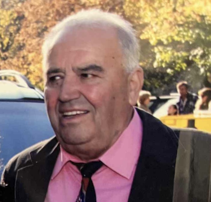 На 81 години почина батко Ефи